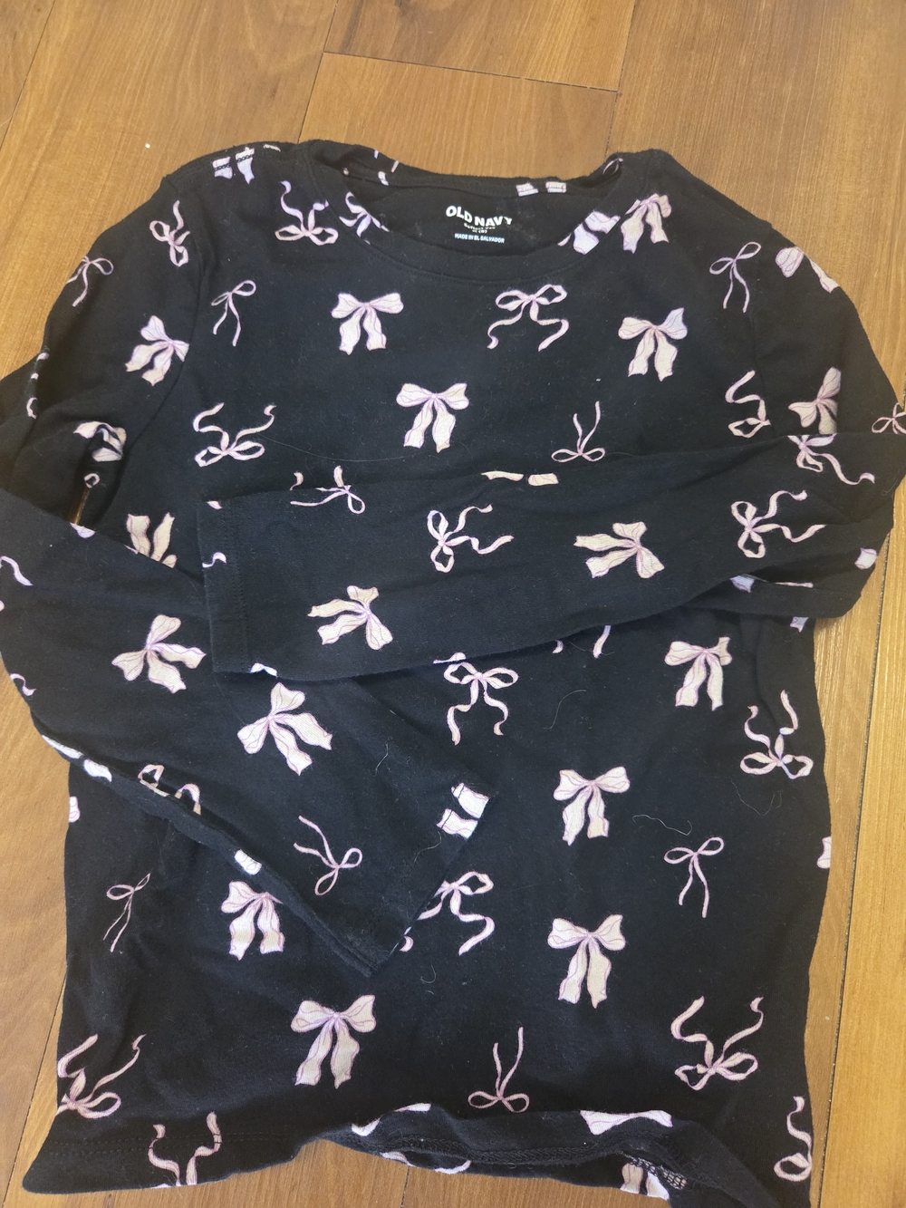 Old Navy Bow Print Long Sleeve